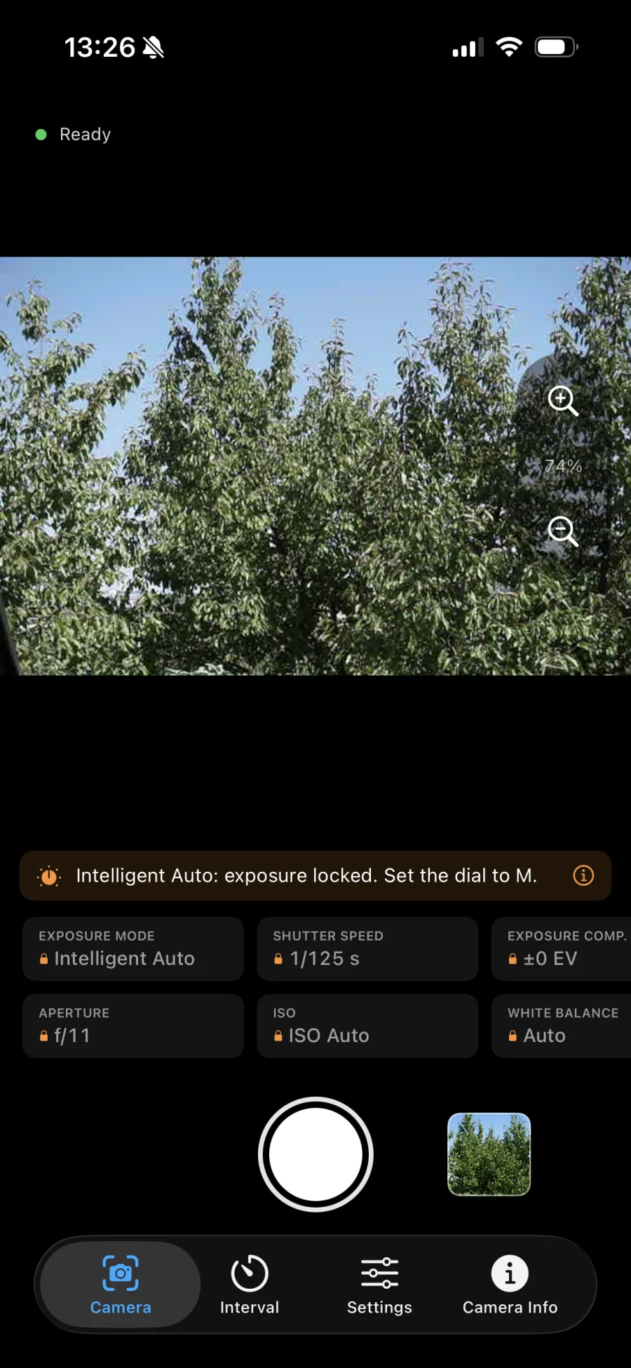 Snap Remote zeigt das Livebild der Kamera mit Auslöser und Belichtungswerten